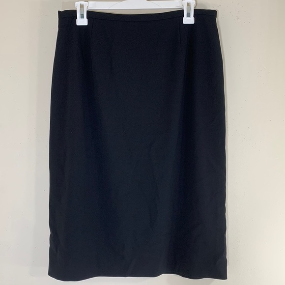 David Warren Dresses & Skirts - David Warren New York Black Pencil Skirt. 14. NWT.